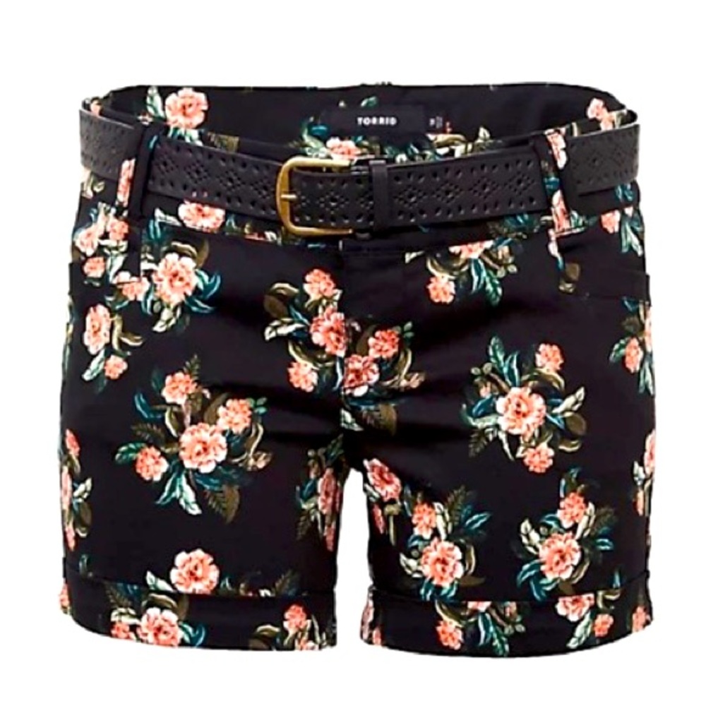 Torrid Santeen Floral cuffed black shorts with peach flowers Size:14